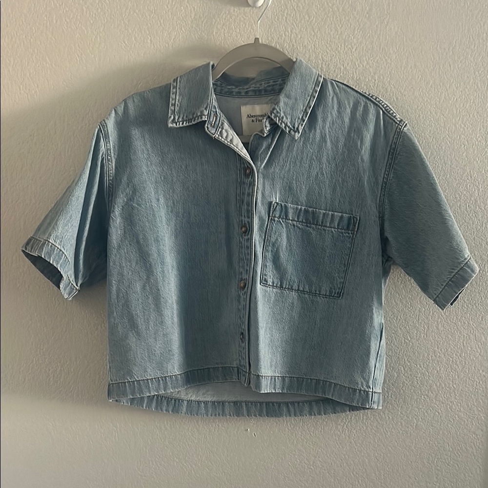 Abercrombie & Fitch Blue Button Down Shirt Relaxed Fit